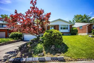 4307 Copperfield Ln, Delhi Township, OH 45238 - Photo 3
