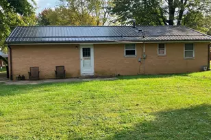 60 Dorothy Ln, New Vienna, OH 45159 - Photo 3