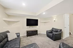 8230 S Port Dr, West Chester, OH 45069 - Photo 69