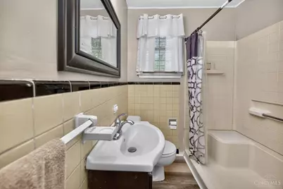 4545 Carnation Avenue, Cincinnati, OH 45238 - Photo 27
