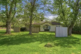 5827 Lake Rd, Salem Township, OH 45152 - Photo 3