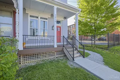 2916 Hackberry Street, Cincinnati, OH 45206 - Photo 3