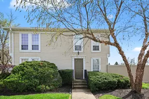 8081 Hetz Dr, Sycamore Township, OH 45242 - Photo 3