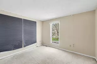 8081 Hetz Dr, Sycamore Township, OH 45242 - Photo 11