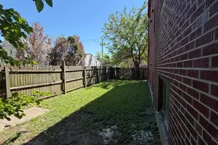 2072 Elm Ave, Norwood, OH 45212 - Photo 9