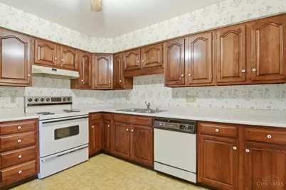 5346 Werk Road #D12, Green Township, OH 45248 - Photo 13