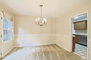 8853 Hollyhock Dr, Cincinnati, OH 45231 - Photo 15