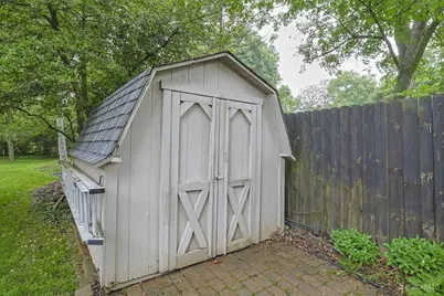 8853 Hollyhock Drive, Cincinnati, OH 45231 - Photo 33