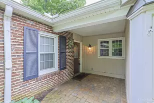 8853 Hollyhock Dr, Cincinnati, OH 45231 - Photo 3