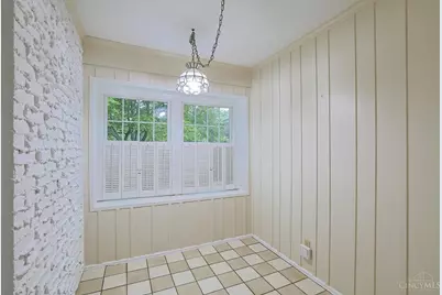 8853 Hollyhock Drive, Cincinnati, OH 45231 - Photo 17