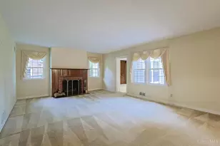 8853 Hollyhock Dr, Cincinnati, OH 45231 - Photo 7