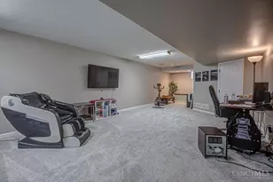 422 Sudbury Dr, Trenton, OH 45067 - Photo 35