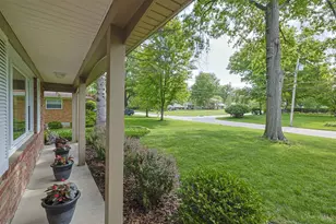 10631 Cinderella Dr, Montgomery, OH 45242 - Photo 3
