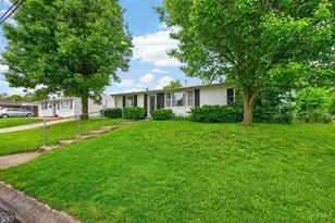 70 Suncrest Dr, Lebanon, OH 45036 - Photo 3