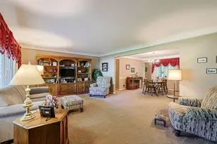 7401 N Timberlane Dr, Madeira, OH 45243 - Photo 5