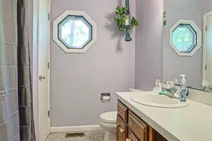 7401 N Timberlane Dr, Madeira, OH 45243 - Photo 25