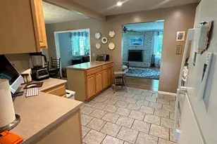9832 Beau Ln, Springfield Township, OH 45231 - Photo 13