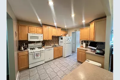 9832 Beau Lane, Springfield Township, OH 45231 - Photo 13