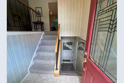 9832 Beau Lane, Springfield Township, OH 45231 - Photo 5
