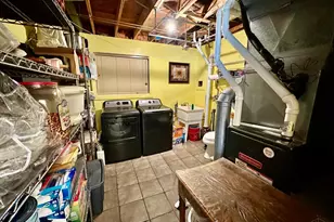 9832 Beau Ln, Springfield Township, OH 45231 - Photo 33