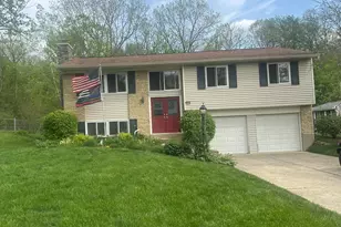 9832 Beau Ln, Springfield Township, OH 45231 - Photo 3