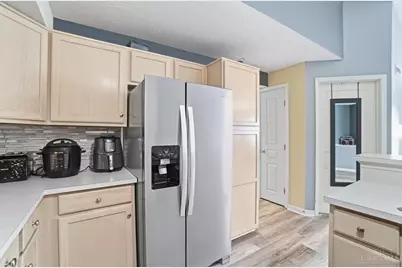 811 S Meadow Circle #305, Springfield Township, OH 45231 - Photo 17