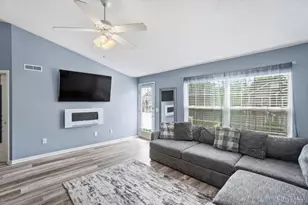 811 S Meadow Cir, Springfield Township, OH 45231 - Photo 11