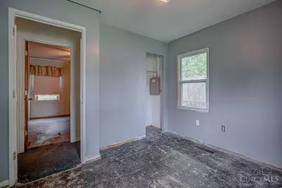 1050 Garnoa Drive, Springfield Township, OH 45231 - Photo 15