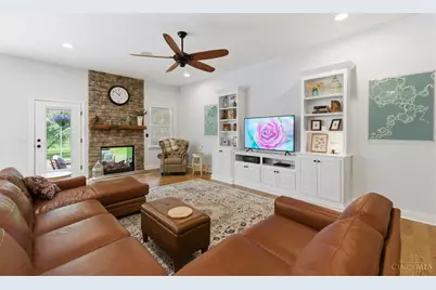 7825 Trailwind Drive, Montgomery, OH 45242 - Photo 11