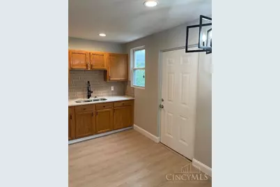 2102 Ross Avenue, Norwood, OH 45212 - Photo 9