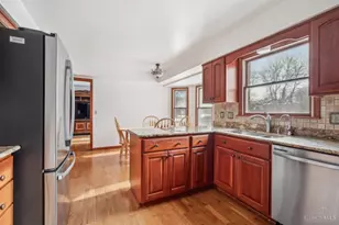 7489 Fitzroy Ct, West Chester, OH 45241 - Photo 11
