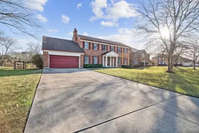 7489 Fitzroy Court, West Chester, OH 45241 - Photo 3