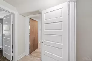 3931 Leyman Dr, Cincinnati, OH 45229 - Photo 39