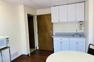 3006 Glenmore Ave, Cincinnati, OH 45238 - Photo 11