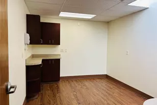 3006 Glenmore Ave, Cincinnati, OH 45238 - Photo 9