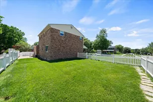 1996 Robinway Dr, Anderson Township, OH 45230 - Photo 35