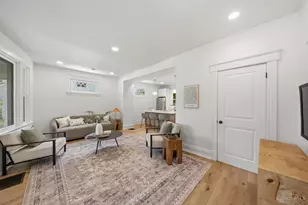 1943 Hewitt Ave, Cincinnati, OH 45207 - Photo 3