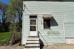 832 N Livingston St, Cincinnati, OH 45214 - Photo 1