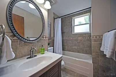27 Andover Road, Green Hills, OH 45218 - Photo 25
