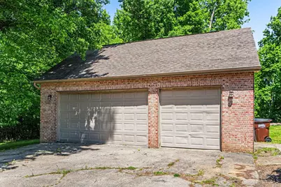 305 Eagle Knoll Drive, Washington Township, OH 45153 - Photo 3