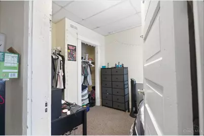 2342 Stratford Avenue, Cincinnati, OH 45219 - Photo 15