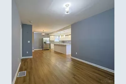 1277 Brushwood Avenue, Cincinnati, OH 45224 - Photo 7