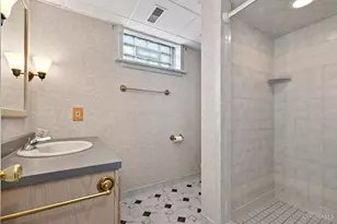 4153 Larchview Dr, Sycamore Township, OH 45236 - Photo 39