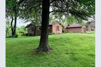 4290 Marcrest Drive, Cincinnati, OH 45211 - Photo 11