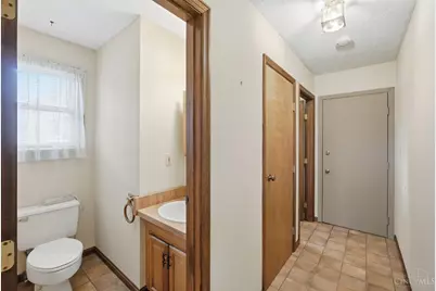 4290 Marcrest Drive, Cincinnati, OH 45211 - Photo 41