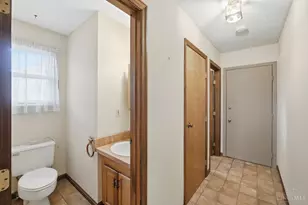 4290 Marcrest Dr, Cincinnati, OH 45211 - Photo 41