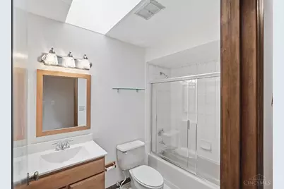 4290 Marcrest Drive, Cincinnati, OH 45211 - Photo 5