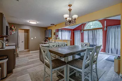 516 Delaware Crossing, Trenton, OH 45067 - Photo 9