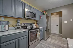 516 Delaware Crossing, Trenton, OH 45067 - Photo 13