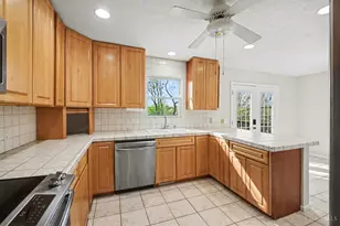 224 Sebastian Ct, Delhi Township, OH 45238 - Photo 9